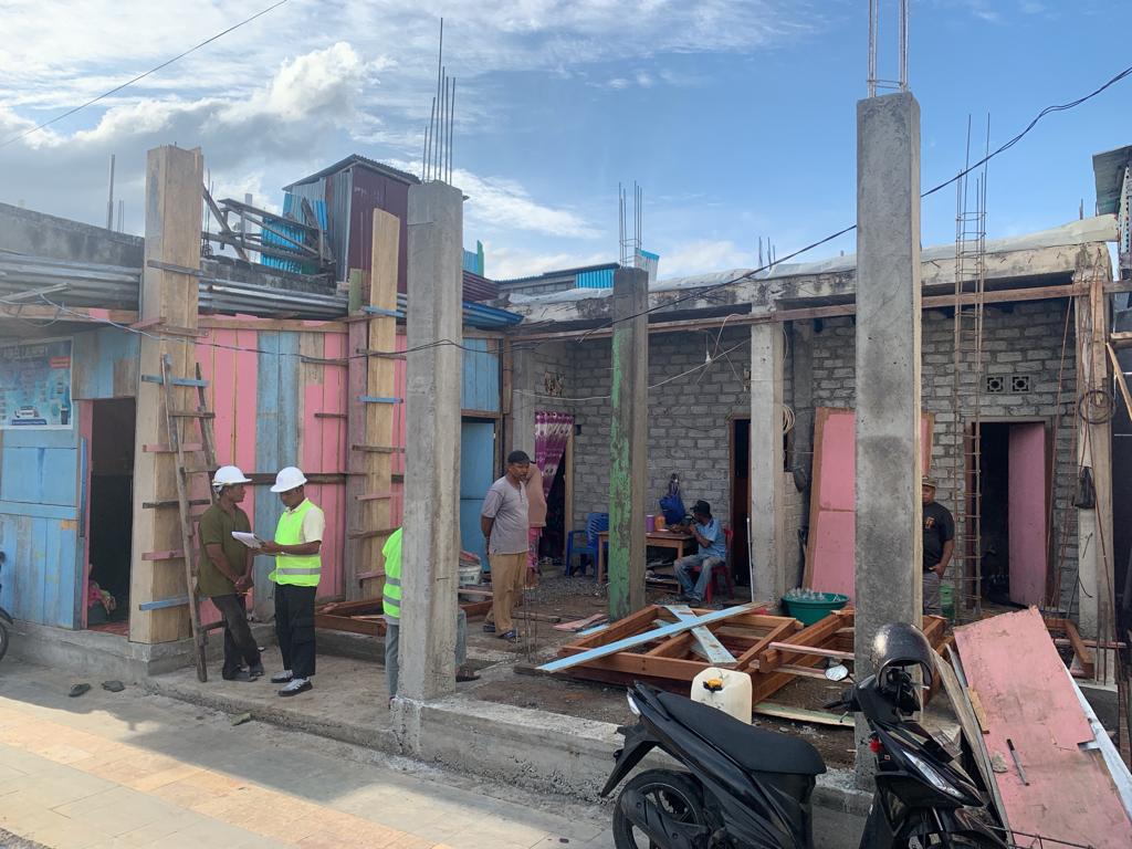 Progres Pekerjaan Program Bantuan RLH PT. SMF di Makassar Timur Tahun Anggaran 2023